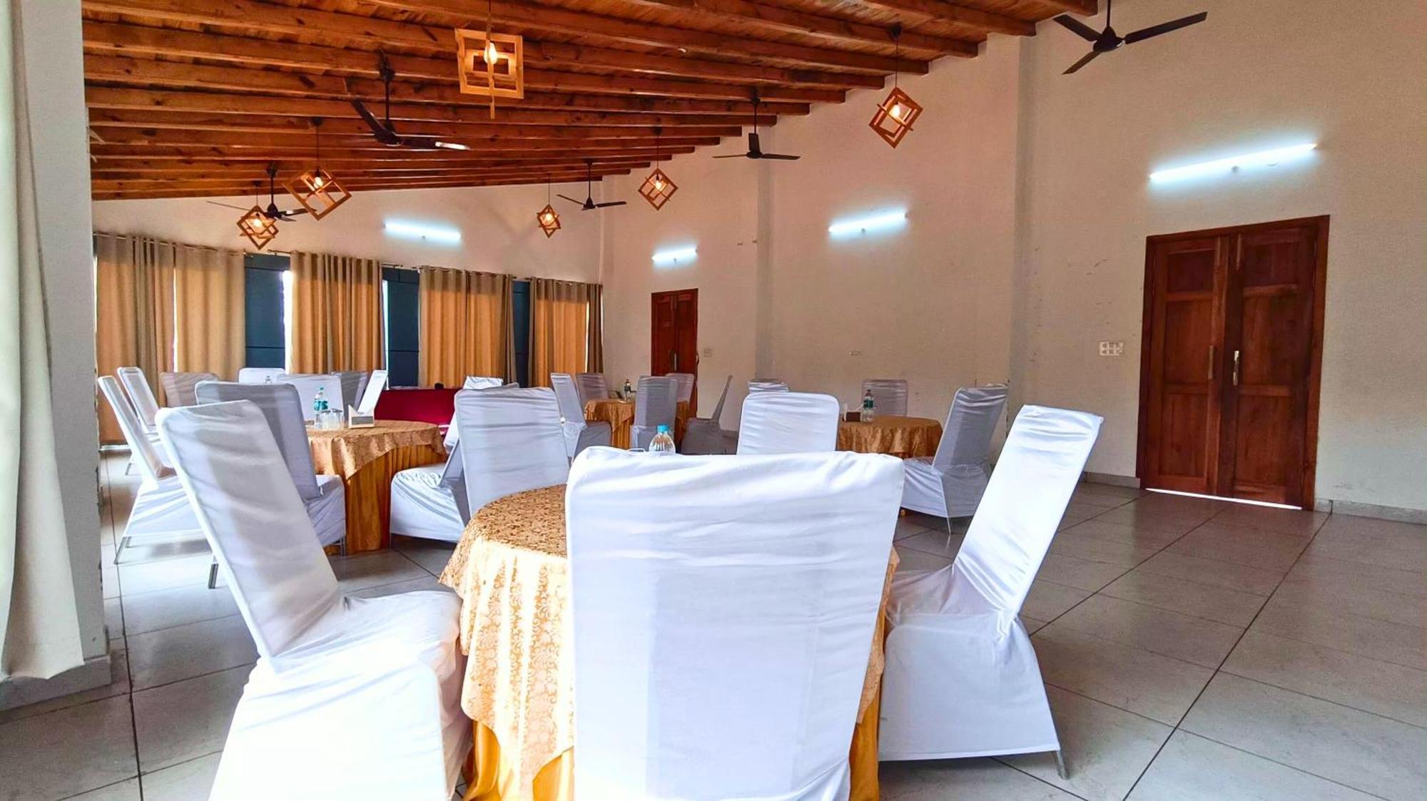 Kk Jungle View By Asapin Hotels Kota Bāgh Exterior foto